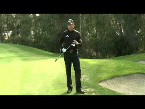 Short Game Tips: Chipping Around the Green With Phil Mickelson