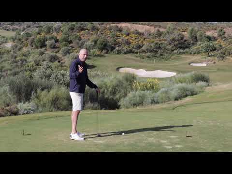 Golf PAR 3 Essentials for Beginners