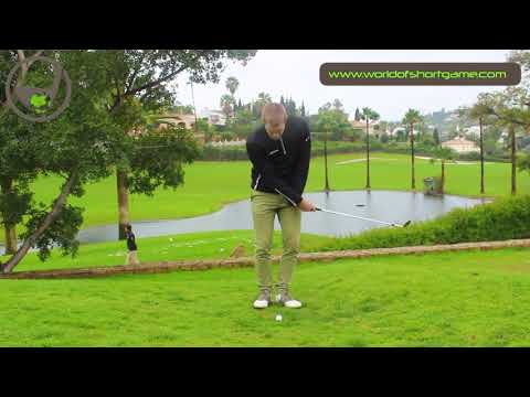 1 Minute Short Game Tip: Chipping – Body turn