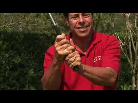 Free Golf Tips on Grip : Free Golf Tips: Greg Norman’s Mesh Grip