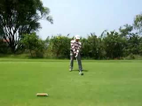 53 golf swing left handed  ゴルフスイング 080727 高尔夫 挥杆